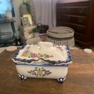 Trinket box
